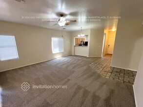 8107 E Osage Ave in Mesa, AZ - Building Photo - Building Photo