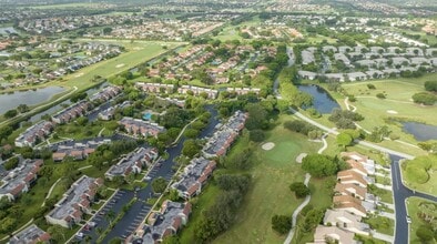 5750 Fairway Park Ct in Boynton Beach, FL - Building Photo - Building Photo