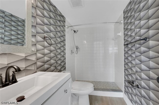 property at 4912 Tamiami Trl E