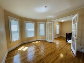 26 Rose St, Unit 26 in Somerville, MA - Building Photo