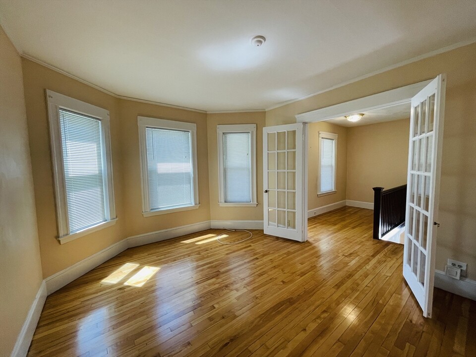 26 Rose St, Unit 26 in Somerville, MA - Foto de edificio
