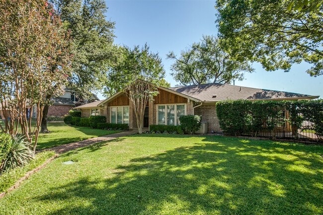 2700 Quail Ridge Dr in Carrollton, TX - Building Photo - Building Photo