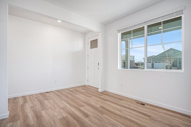 15962 Syracuse St in Thornton, CO - Building Photo - Building Photo