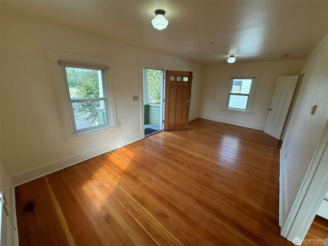 8034 34th Ave S in Seattle, WA - Building Photo - Building Photo