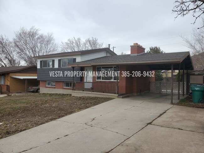 property at 1380 3rd St