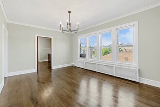 5742 N Francisco Ave in Chicago, IL - Building Photo - Building Photo