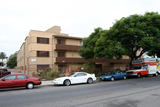 1623-1629 S Gramercy Pl in Los Angeles, CA - Building Photo - Building Photo