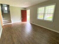 3135 Barrett Ct photo'