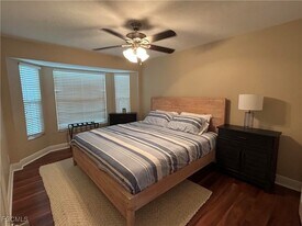 5420 Chiquita Blvd S in Cape Coral, FL - Building Photo