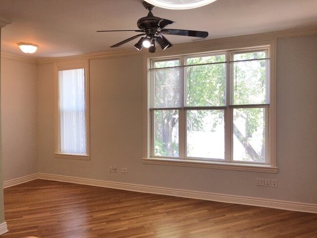 2613 W Cortez St in Chicago, IL - Building Photo - Building Photo