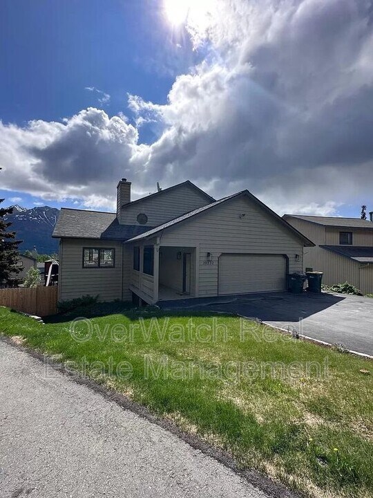 20232 Revere Cir in Anchorage, AK - Building Photo