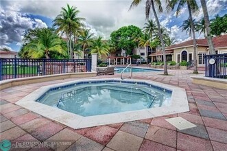 9088 W Atlantic Blvd in Coral Springs, FL - Building Photo - Building Photo