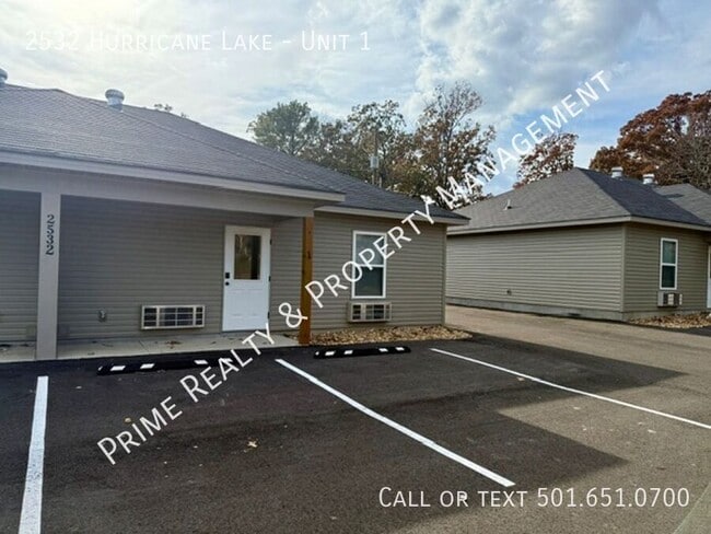 2532 Hurricane Lake Rd in Benton, AR - Foto de edificio - Building Photo