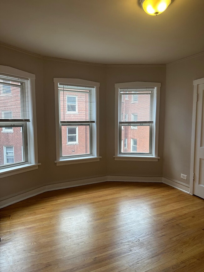 4029 W Melrose St, Unit ONE BED