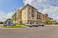 Vista Grand at Spring Hill in Spring Hill, FL - Building Photo - Building Photo