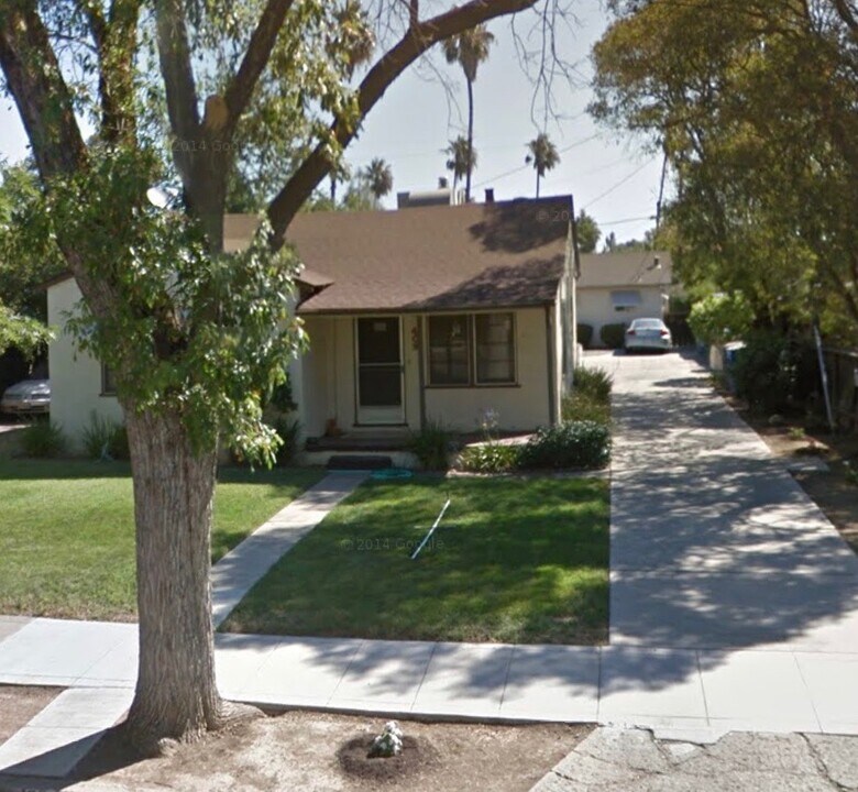 409 N 3rd St in Patterson, CA - Building Photo