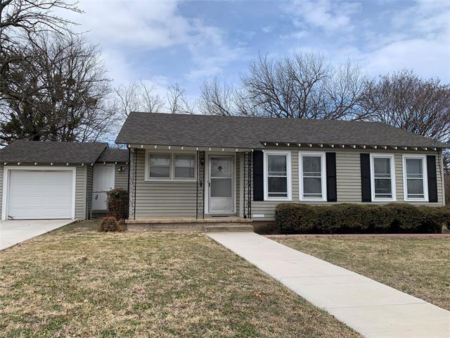 property at 607 E Hale Ave