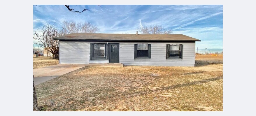 3417 E 16th St in Lubbock, TX - Building Photo