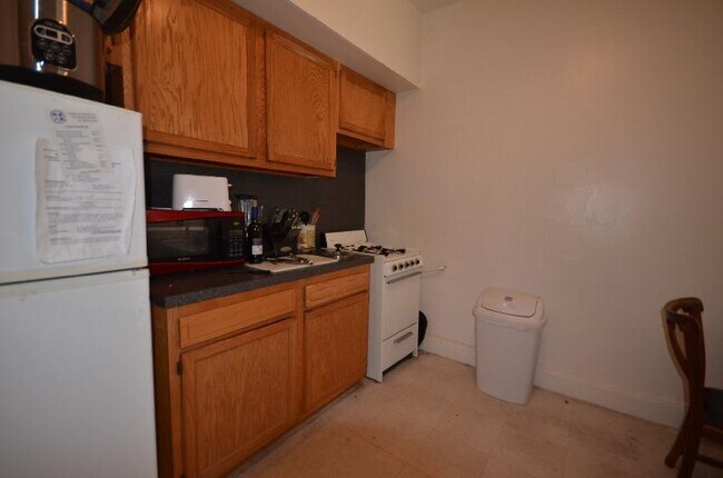 property at 1622 Commonwealth Ave