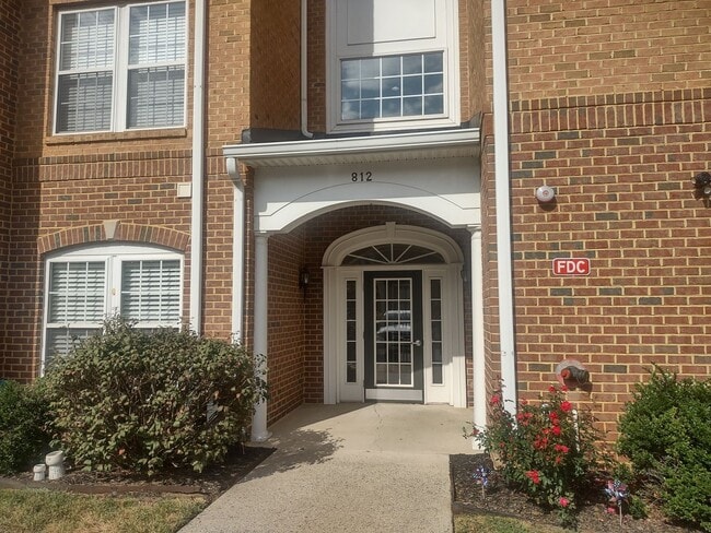 812 Long Dr, Unit F