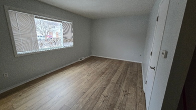 1939 Perth St in Toledo, OH - Building Photo - Building Photo