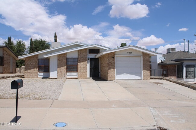 11809 Dick Mayers Dr
