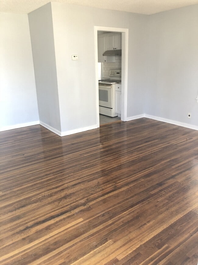 2307 W Irving St in Wichita, KS - Building Photo - Building Photo