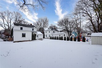379 Brandon Rd in Rochester, NY - Building Photo - Building Photo