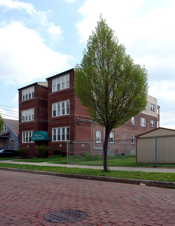 549 Talbot Ave in Akron, OH - Building Photo