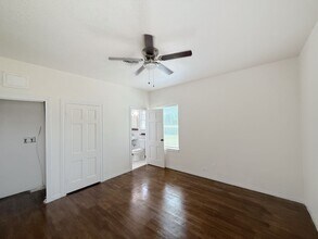 1214 Sutton Dr in San Antonio, TX - Building Photo - Building Photo