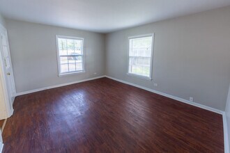 41 E North Ave in Lake Bluff, IL - Building Photo - Building Photo