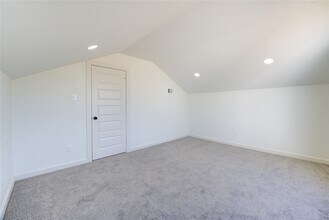 2928 El Fenice Ln in Houston, TX - Foto de edificio - Building Photo