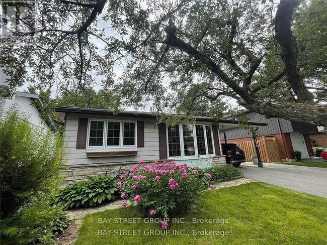 632 Ardleigh Crescent in Burlington, ON - Building Photo - Building Photo