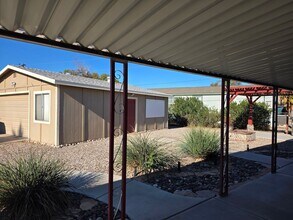 305 Santa Cruz Ave in Bullhead City, AZ - Building Photo - Building Photo
