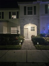 2637 SE 17th St in Homestead, FL - Building Photo - Building Photo