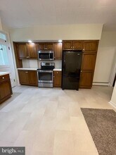 27 W High St in Hummelstown, PA - Building Photo - Building Photo