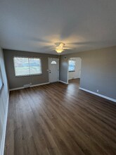 3887 Crescent Dr in Cincinnati, OH - Foto de edificio - Building Photo