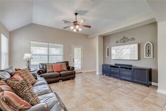 3675 Rosalina Loop in Round Rock, TX - Building Photo - Building Photo