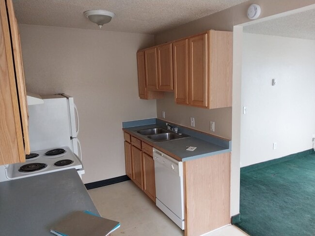 property at 345 N 5th St