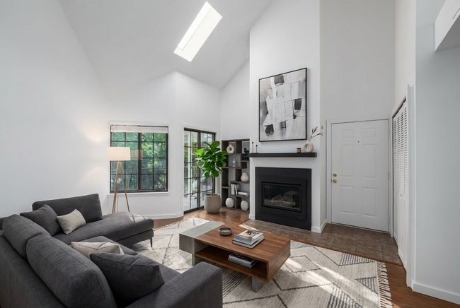 4816 E Kentucky Ave, Unit F in Denver, CO - Building Photo - Building Photo