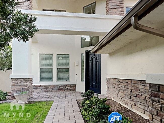 4043 E Bruce Ave in Gilbert, AZ - Building Photo - Building Photo