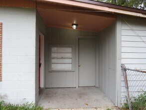 4828 Lambing Rd in Jacksonville, FL - Building Photo - Building Photo
