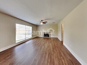 20930 Grovedale Dr in Houston, TX - Building Photo - Building Photo