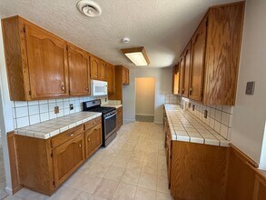 3200 Para Dr in Modesto, CA - Building Photo - Building Photo