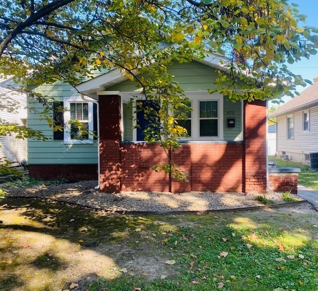 property at 622 W 43rd St