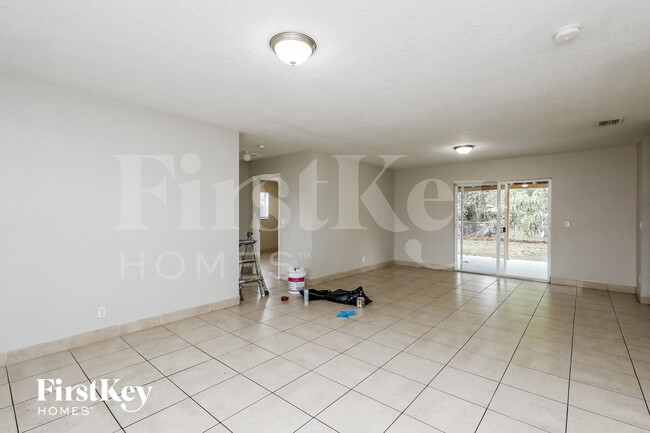 420 NW 42nd St in Pompano Beach, FL - Foto de edificio - Building Photo