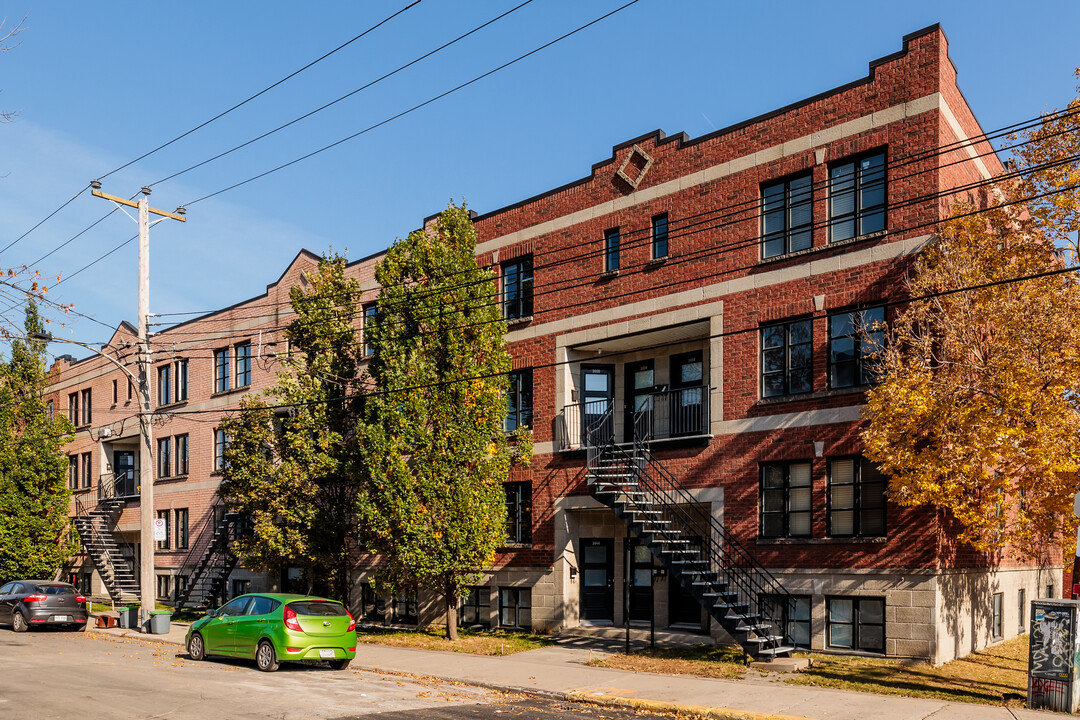 3630 Evelyn Rue in Verdun, QC - Building Photo