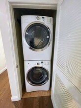 4550 Coldwater Canyon Ave in Los Angeles, CA - Building Photo - Building Photo