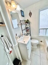 347 Charlotte St in Fredericton, NB - Building Photo - Building Photo