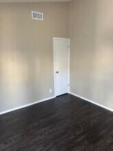 2813 Parker Ln in Austin, TX - Building Photo - Building Photo